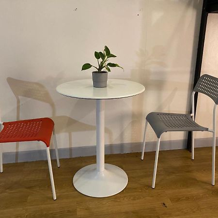 Burgos Hub Hostel Пасай Екстериор снимка