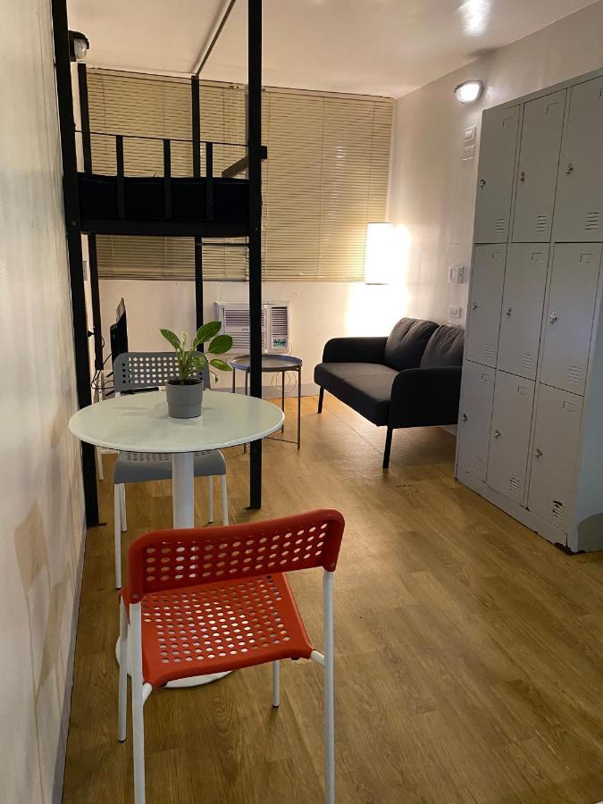 Burgos Hub Hostel Пасай Екстериор снимка