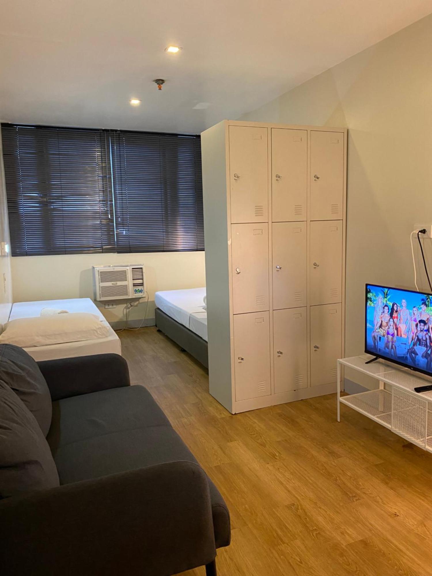 Burgos Hub Hostel Пасай Екстериор снимка