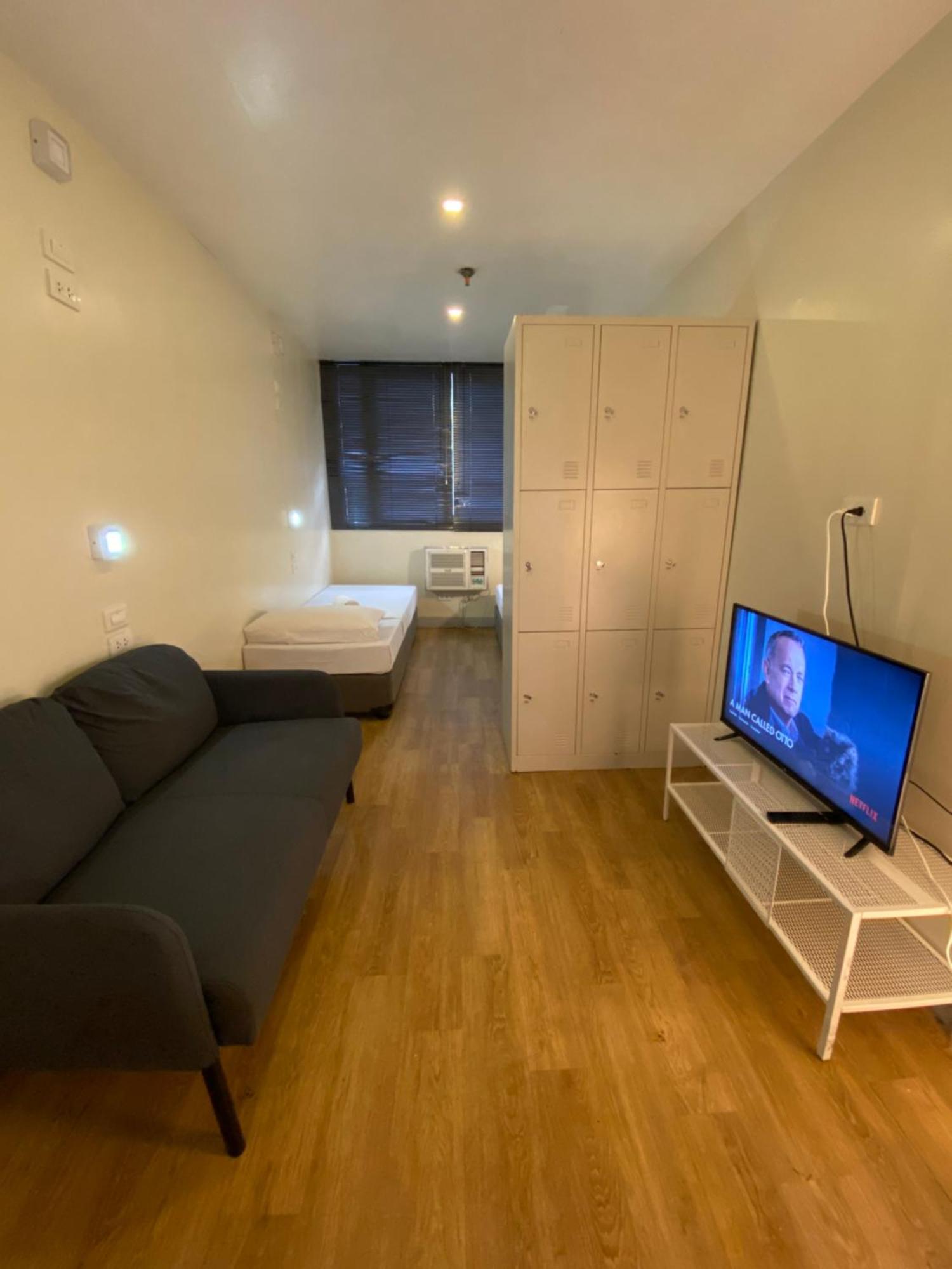Burgos Hub Hostel Пасай Екстериор снимка